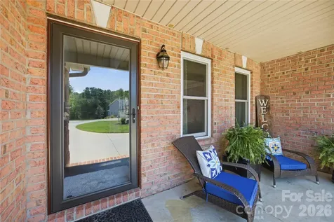 393 Ponderosa Circle Mooresville NC 28117