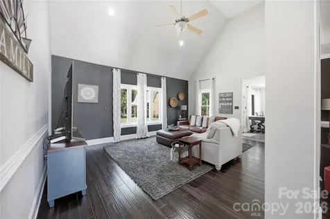 393 Ponderosa Circle Mooresville NC 28117