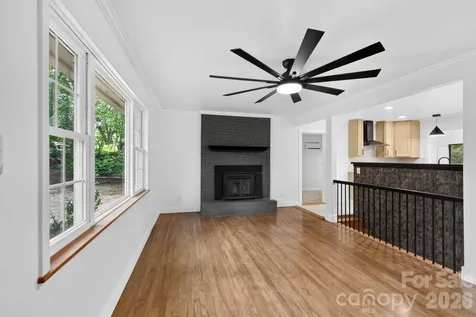 28 Pine Lane Asheville NC 28806