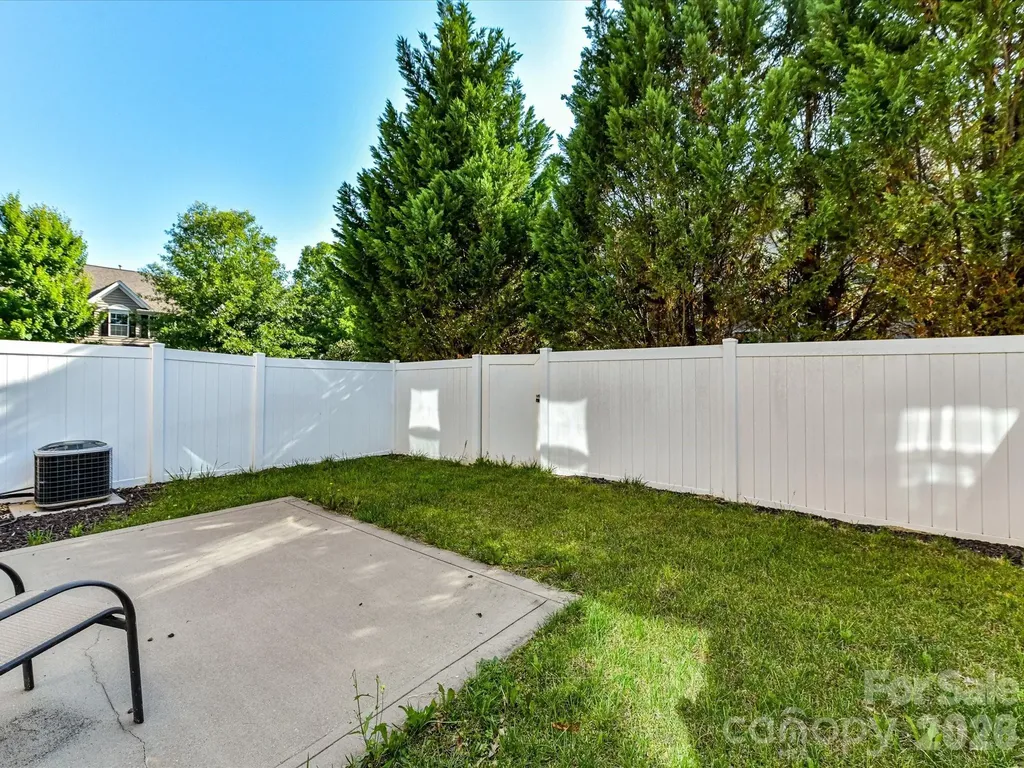 9333 Alice Mcginn Drive Charlotte NC 28277