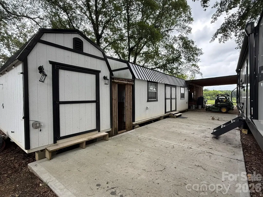 1726 Old Cheraw Highway Rockingham NC 28379