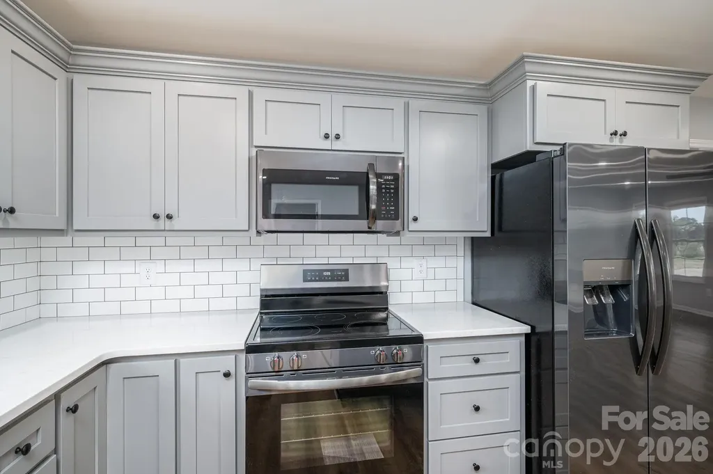 307 Northbrook Iii School Road Vale NC 28168