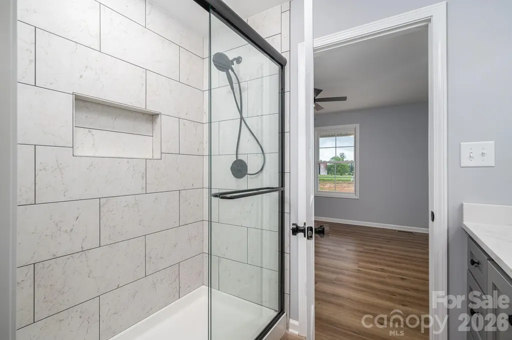 307 Northbrook Iii School Road Vale NC 28168