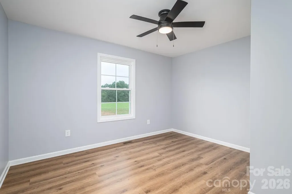 307 Northbrook Iii School Road Vale NC 28168