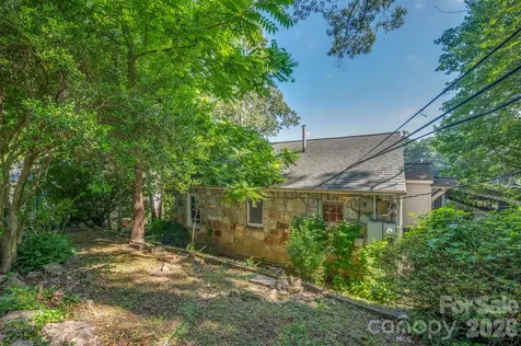 720 Sylvan Boulevard Hendersonville NC 28791