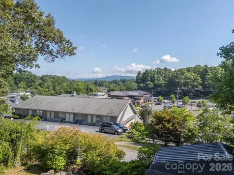 720 Sylvan Boulevard Hendersonville NC 28791