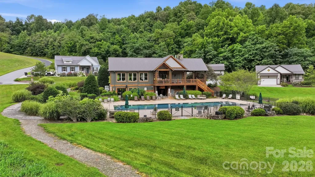 000 Suntrace Circle Cullowhee NC 28723