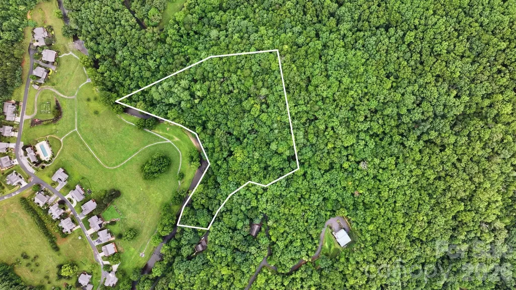 000 Suntrace Circle Cullowhee NC 28723