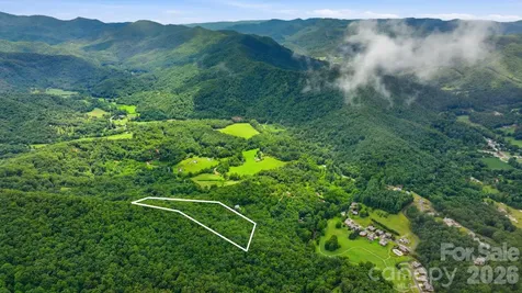 000 Suntrace Circle Cullowhee NC 28723