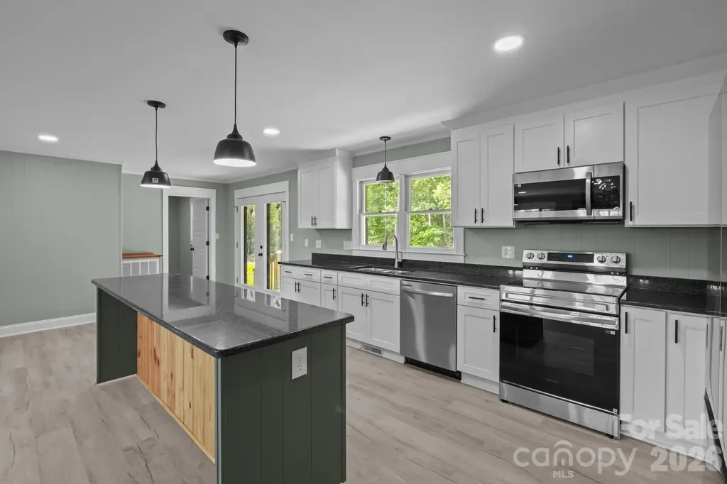 1411 W V Thompson Road Rutherfordton NC 28139