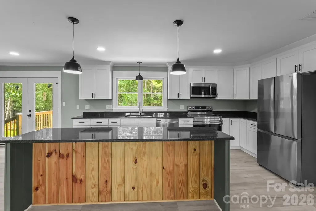 1411 W V Thompson Road Rutherfordton NC 28139