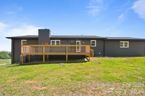 1411 W V Thompson Road Rutherfordton NC 28139