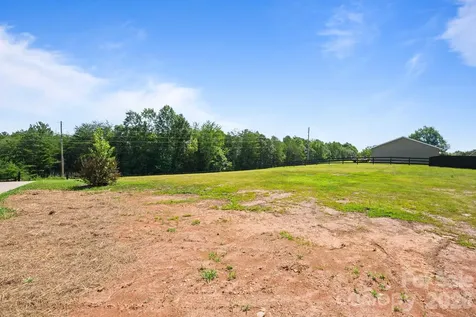1411 W V Thompson Road Rutherfordton NC 28139