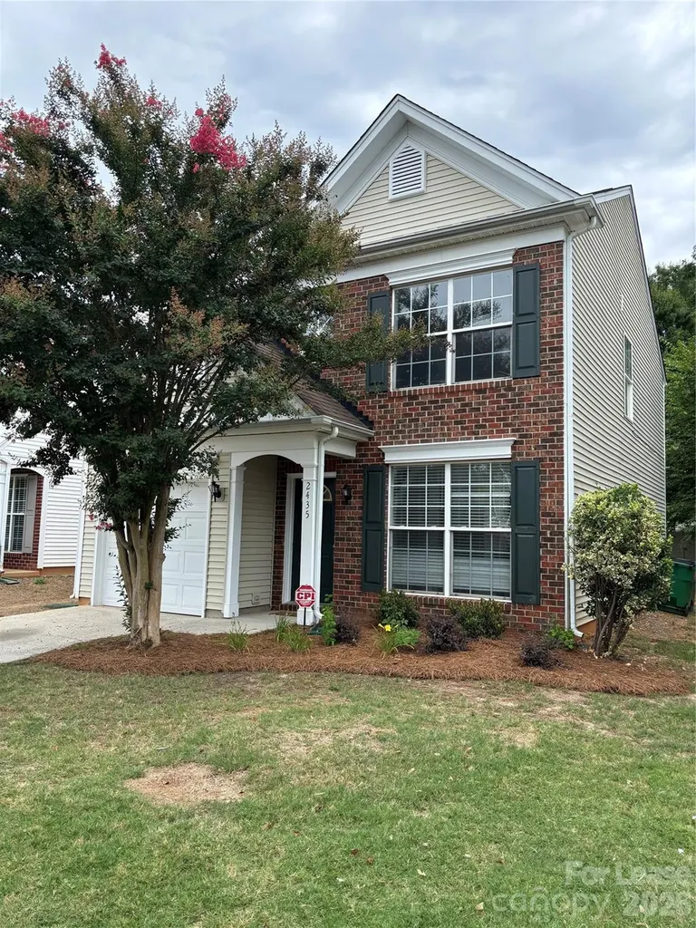 2435 Normancrest Court Charlotte NC 28270