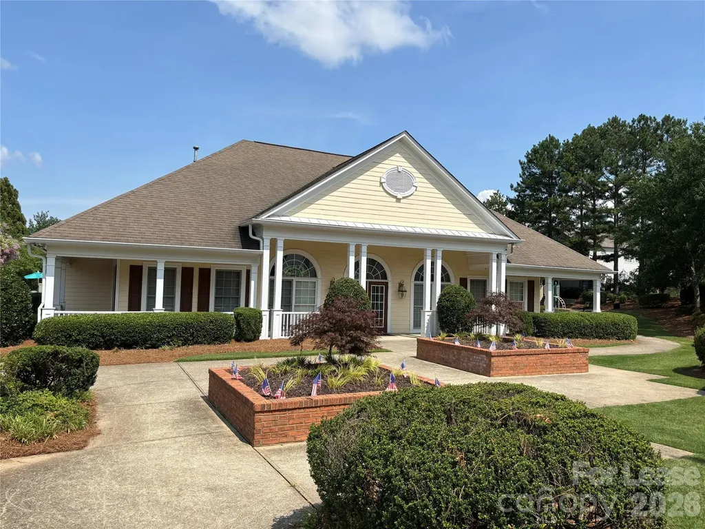 2435 Normancrest Court Charlotte NC 28270