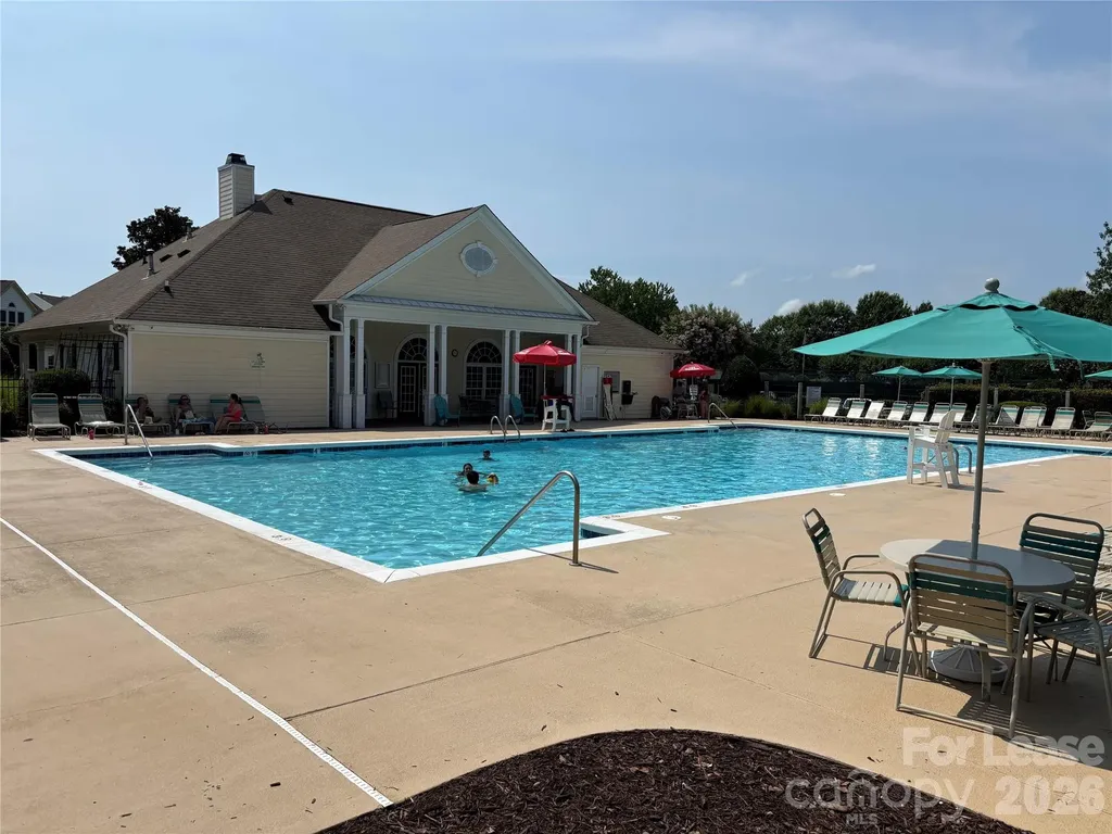 2435 Normancrest Court Charlotte NC 28270
