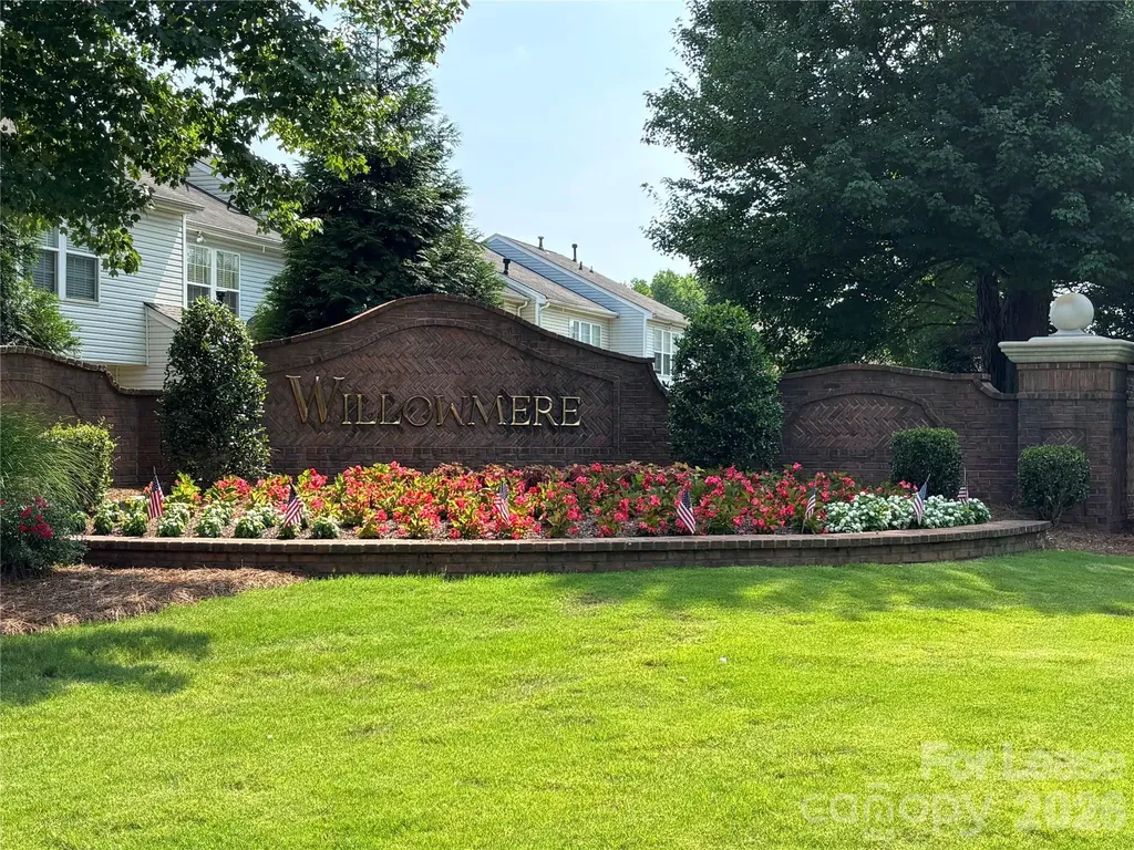 2435 Normancrest Court Charlotte NC 28270