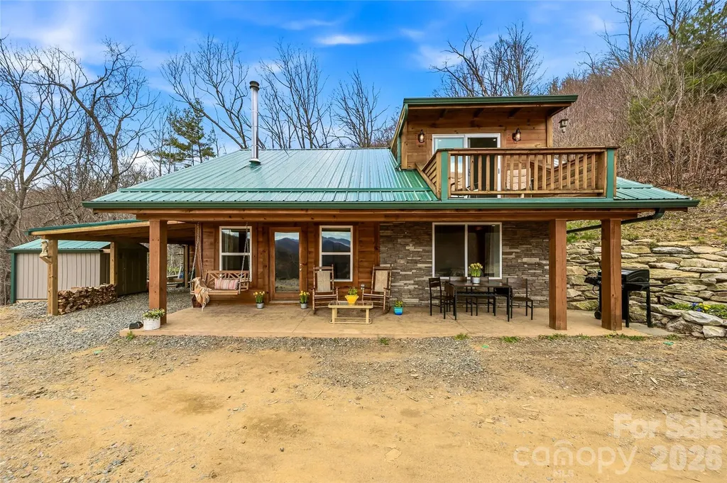 131 White Oak Way Hot Springs NC 28743