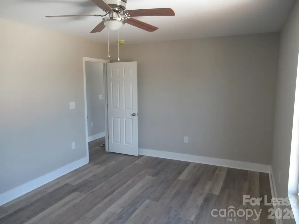 427 Northbrook Iii School Road Vale NC 28168