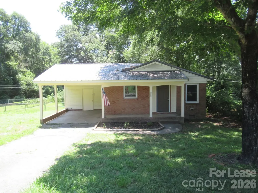 208 Crescent Court Lincolnton NC 28092