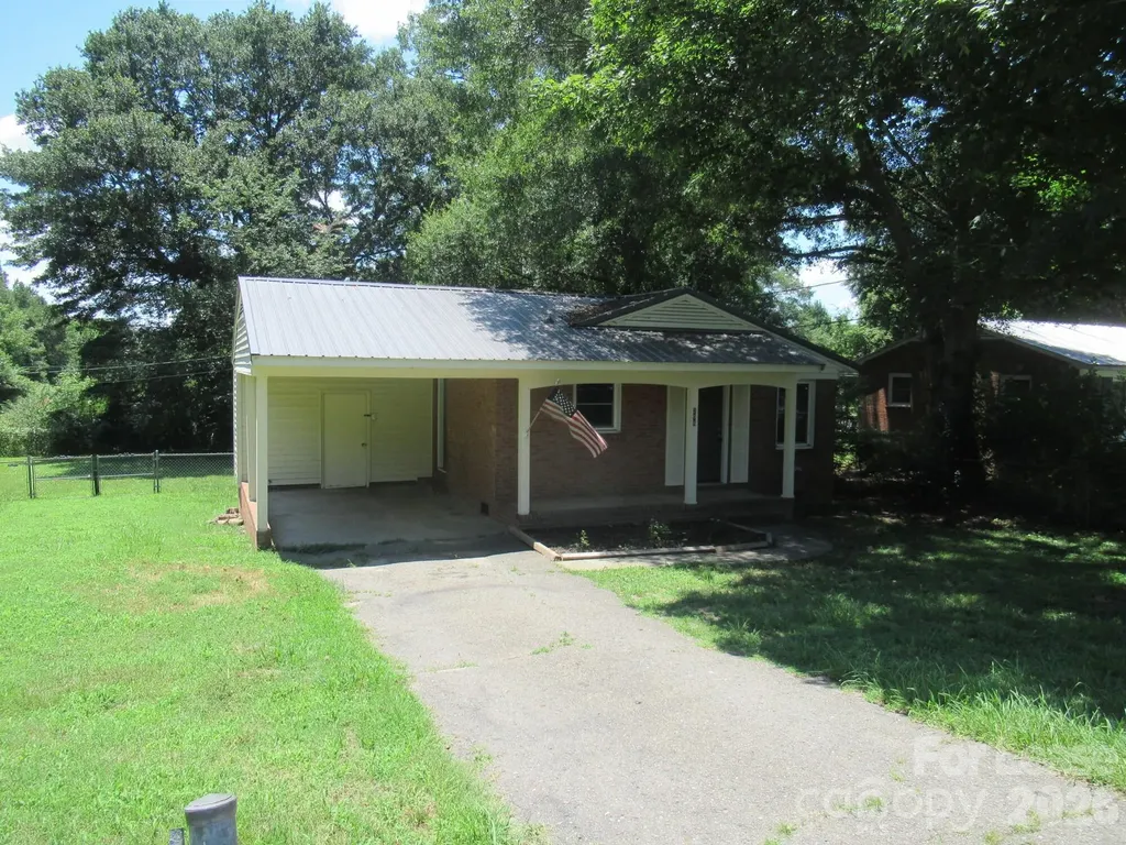 208 Crescent Court Lincolnton NC 28092