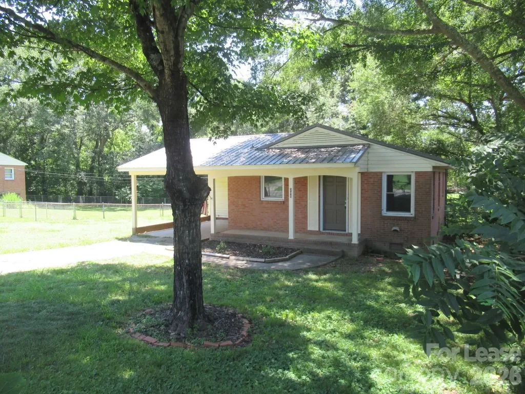 208 Crescent Court Lincolnton NC 28092