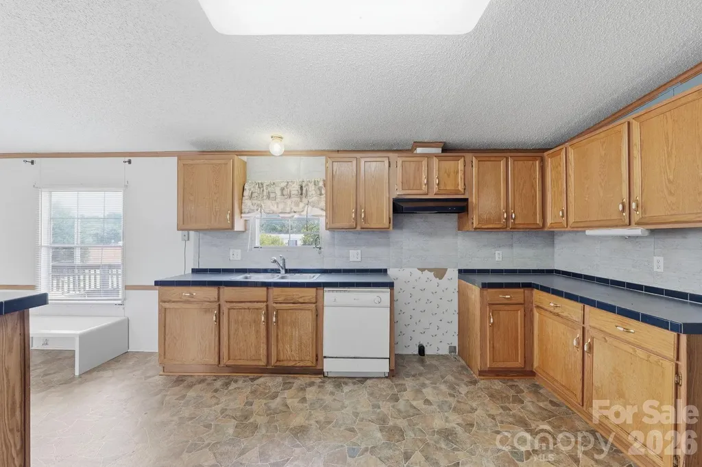 2299 Dellinger Drive Newton NC 28658