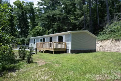 157 Berry Street Spruce Pine NC 28777