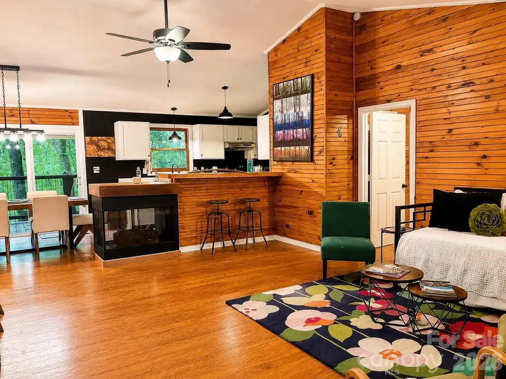 721 Bear Creek Lane Saluda NC 28773