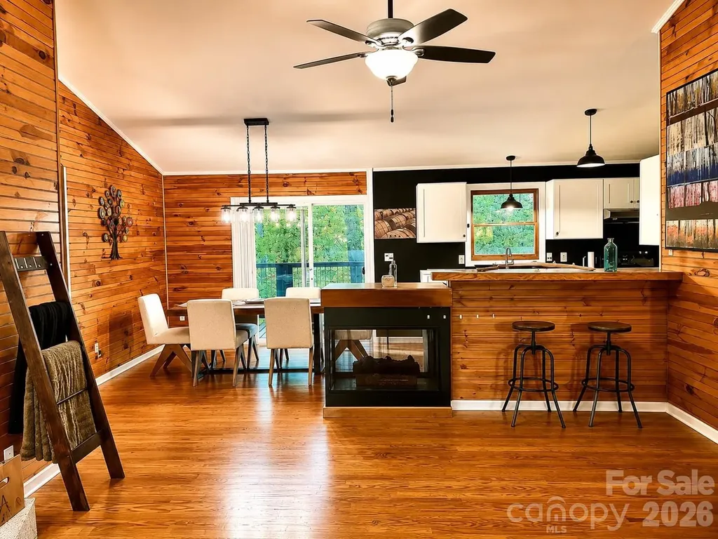 721 Bear Creek Lane Saluda NC 28773