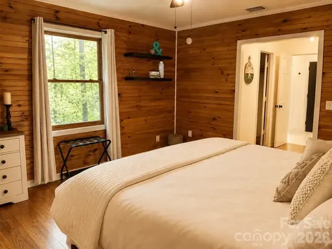 721 Bear Creek Lane Saluda NC 28773