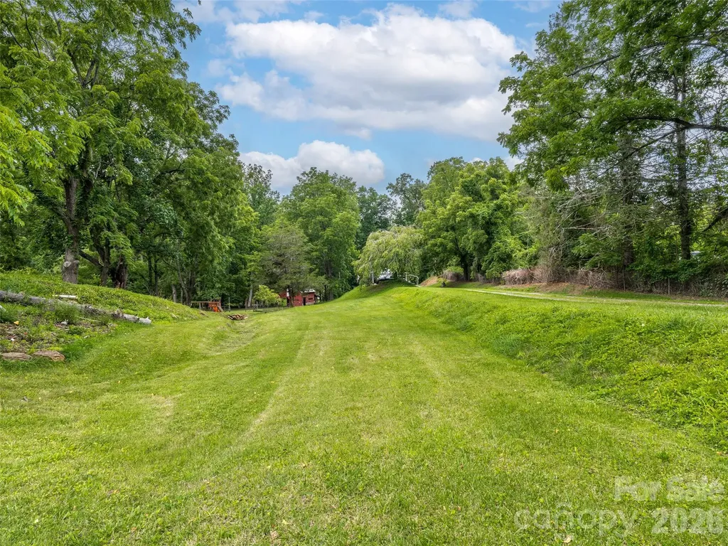 474 Rose Hill Road Asheville NC 28803