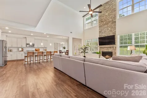 2409 Napa Terrace Lake Wylie SC 29710