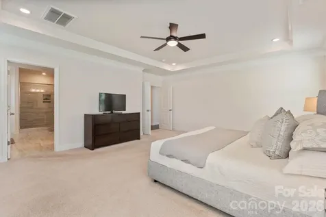 2409 Napa Terrace Lake Wylie SC 29710