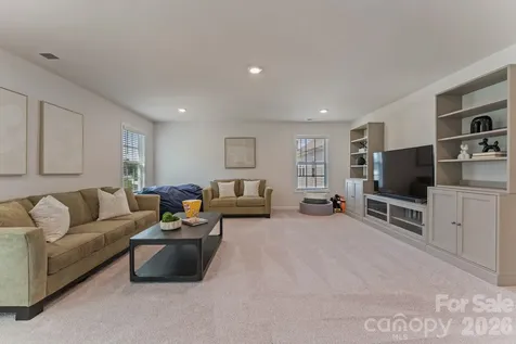 2409 Napa Terrace Lake Wylie SC 29710