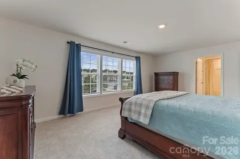 2409 Napa Terrace Lake Wylie SC 29710