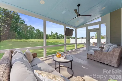 2409 Napa Terrace Lake Wylie SC 29710