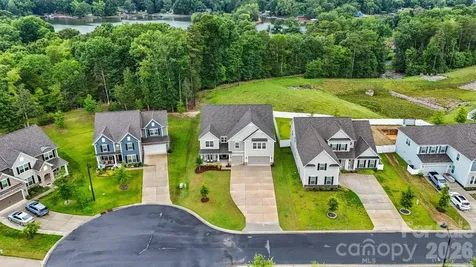 2409 Napa Terrace Lake Wylie SC 29710