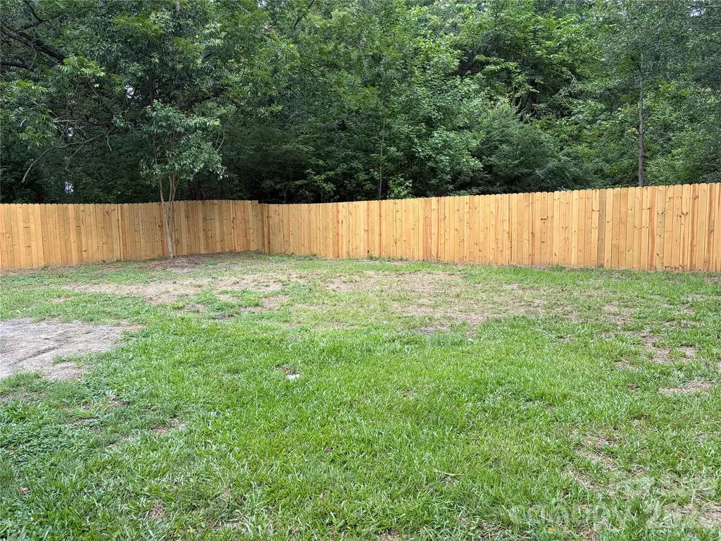 8761 Old Wire Road Laurel Hill NC 28351