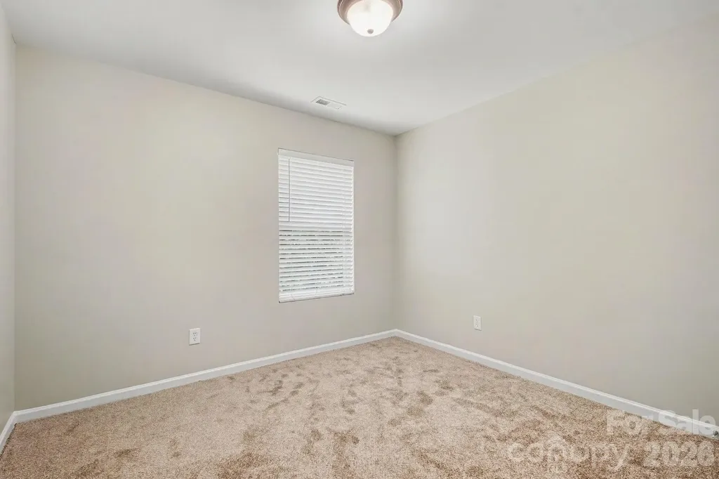 11807 Oak Street Charlotte NC 28269