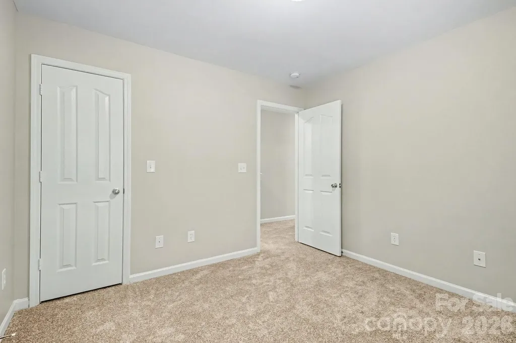 11807 Oak Street Charlotte NC 28269