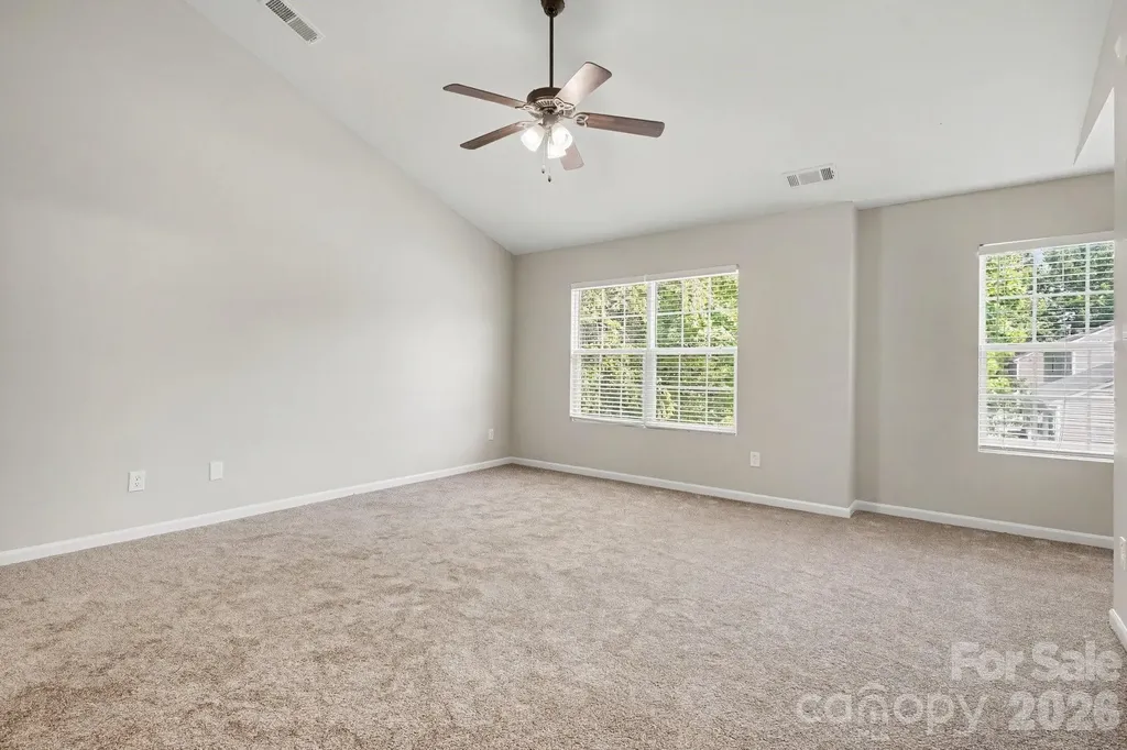 11807 Oak Street Charlotte NC 28269