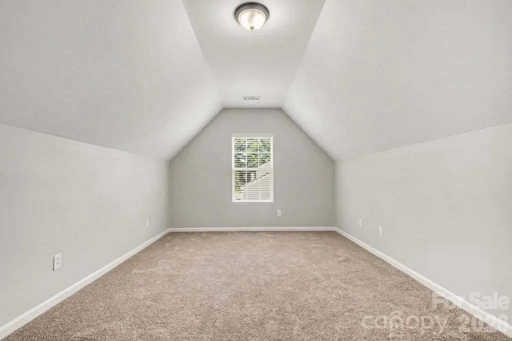 11807 Oak Street Charlotte NC 28269