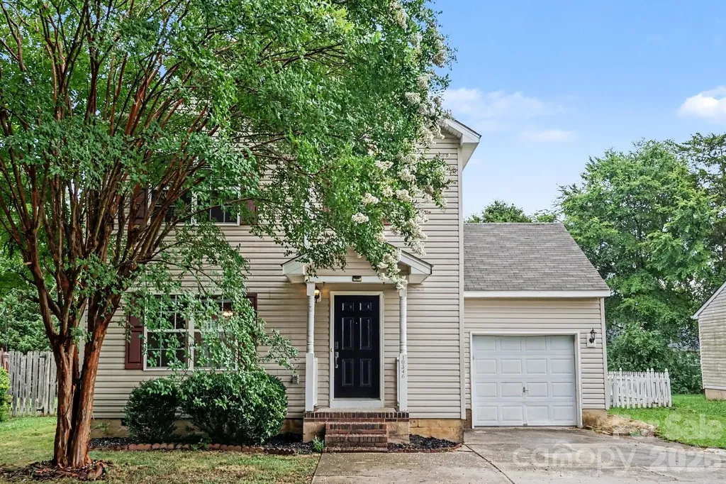 10346 Cannarti Drive Charlotte NC 28273