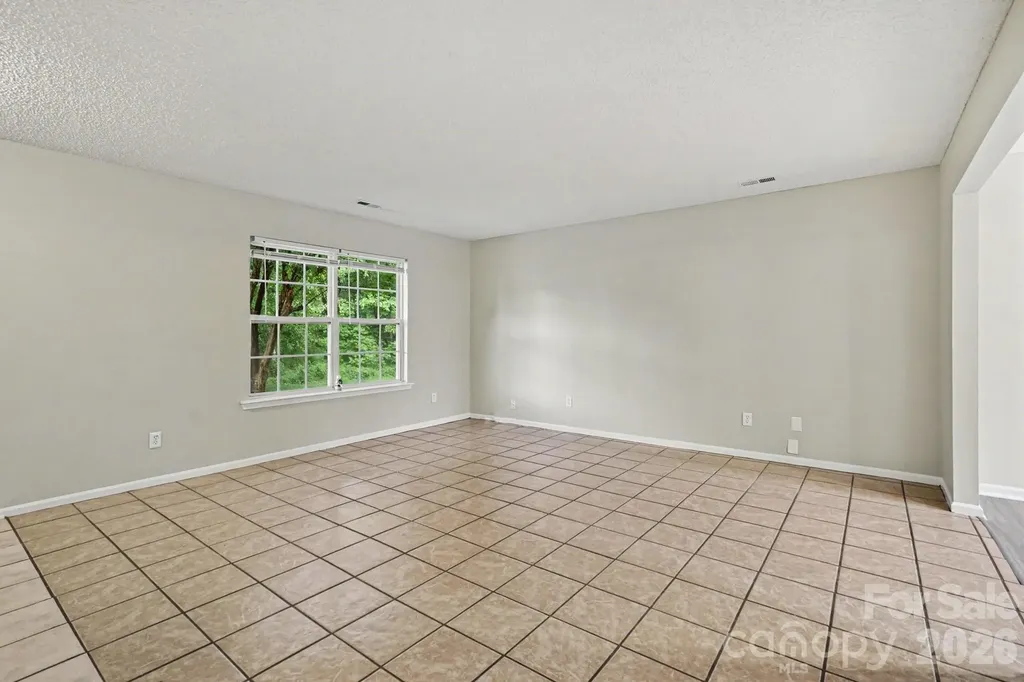 10346 Cannarti Drive Charlotte NC 28273