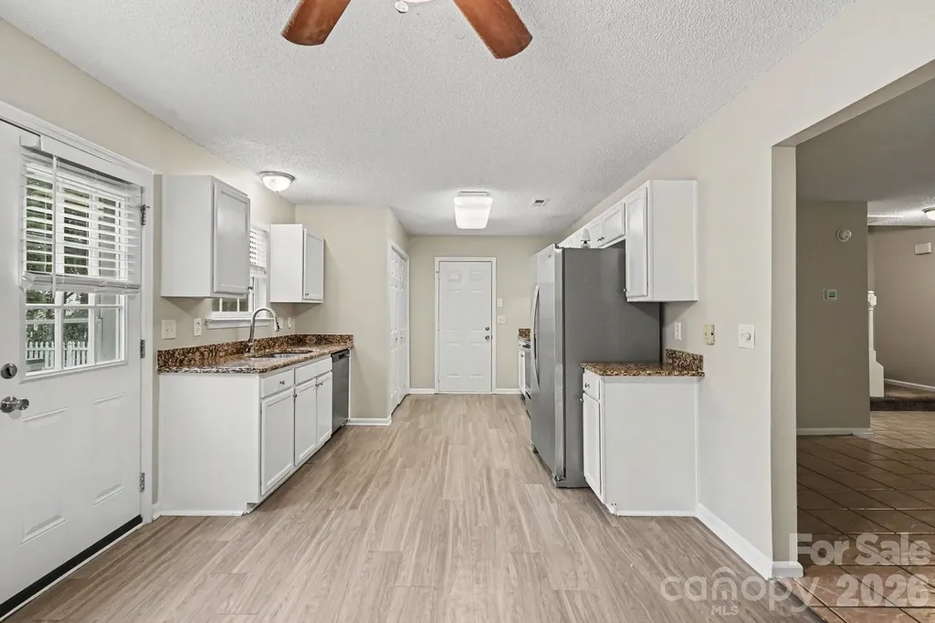 10346 Cannarti Drive Charlotte NC 28273