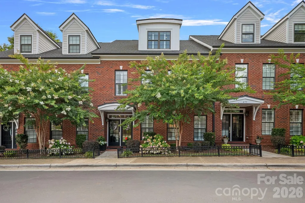 473 S Main Street Davidson NC 28036