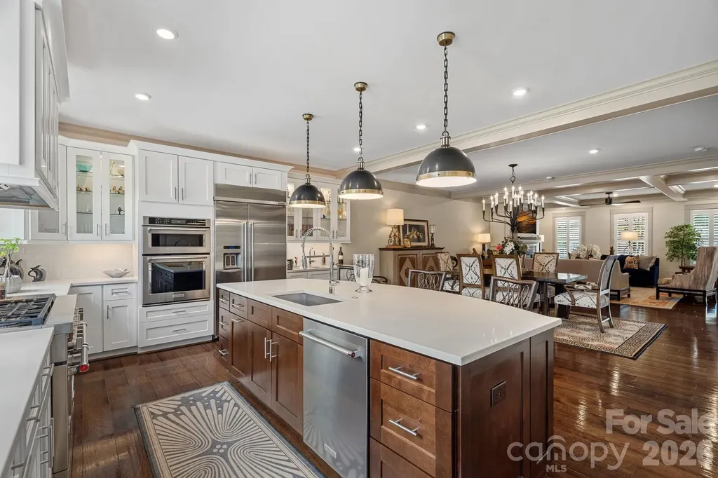 473 S Main Street Davidson NC 28036