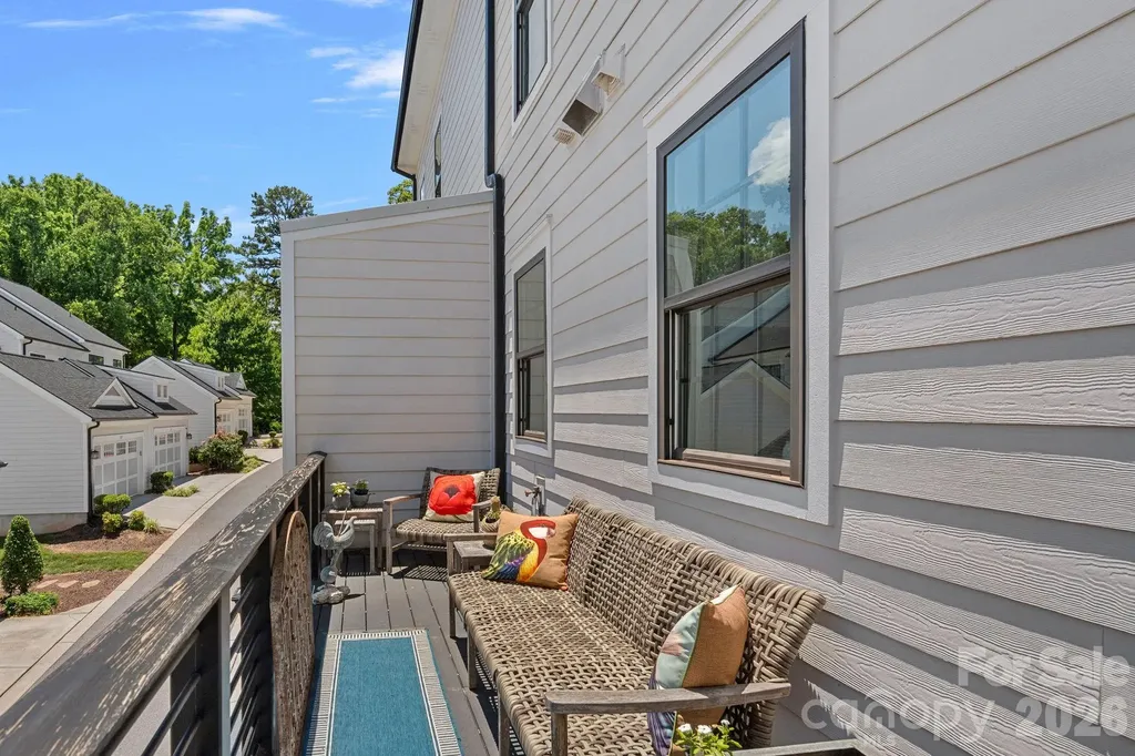 473 S Main Street Davidson NC 28036