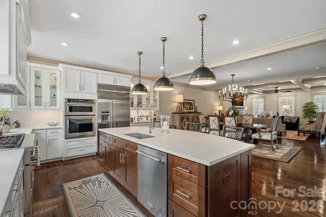 473 S Main Street Davidson NC 28036
